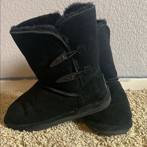 Bearpaw button up boots